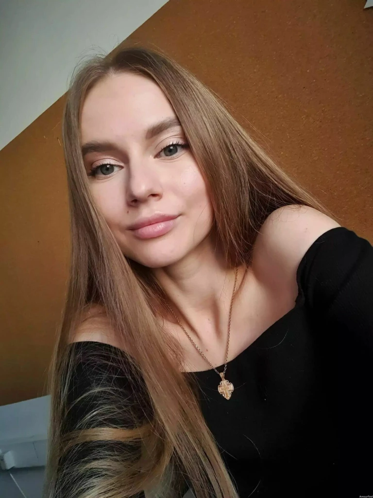Oleksandra Profile image 1