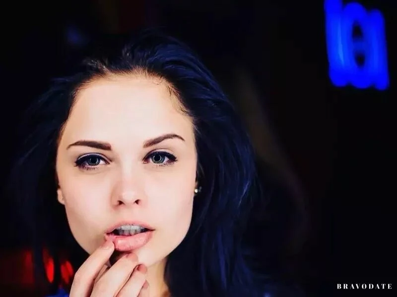 Christina Profile image 2