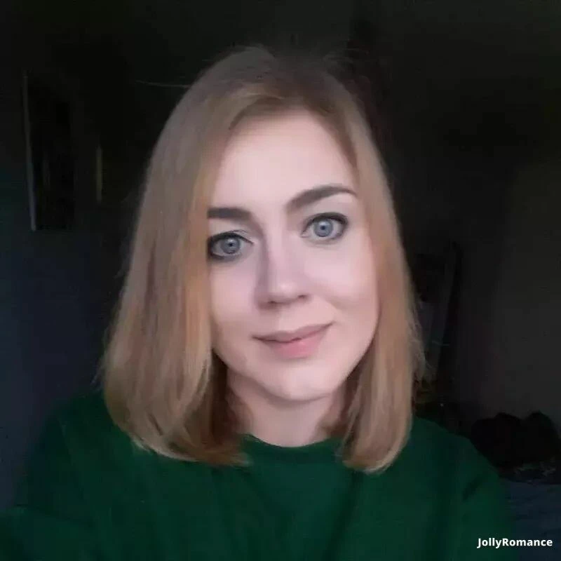 Alyona Profile image 3